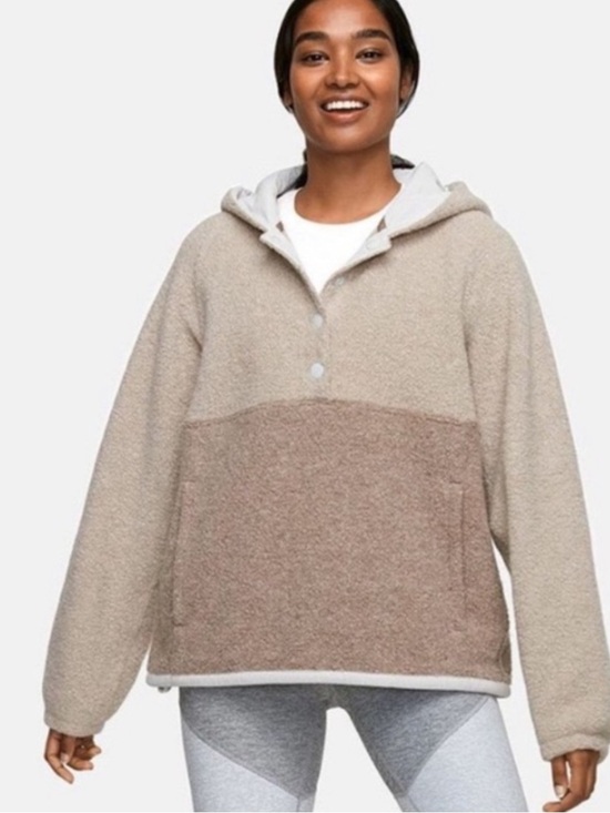 Outdoor Voices Tops - Outdoor Voices Megafleece Snap Up Hoodie